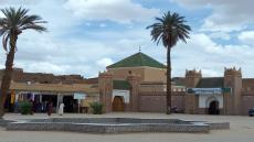 مع السيد النقيب